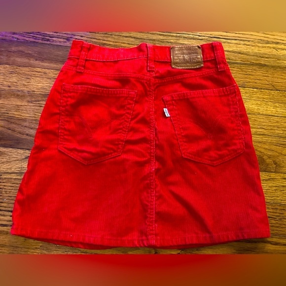 Signature by Levi Strauss Pants - 𝅺levi Strauss size 24 vintage y2k red Valentine’s Day corduroy miniskirt